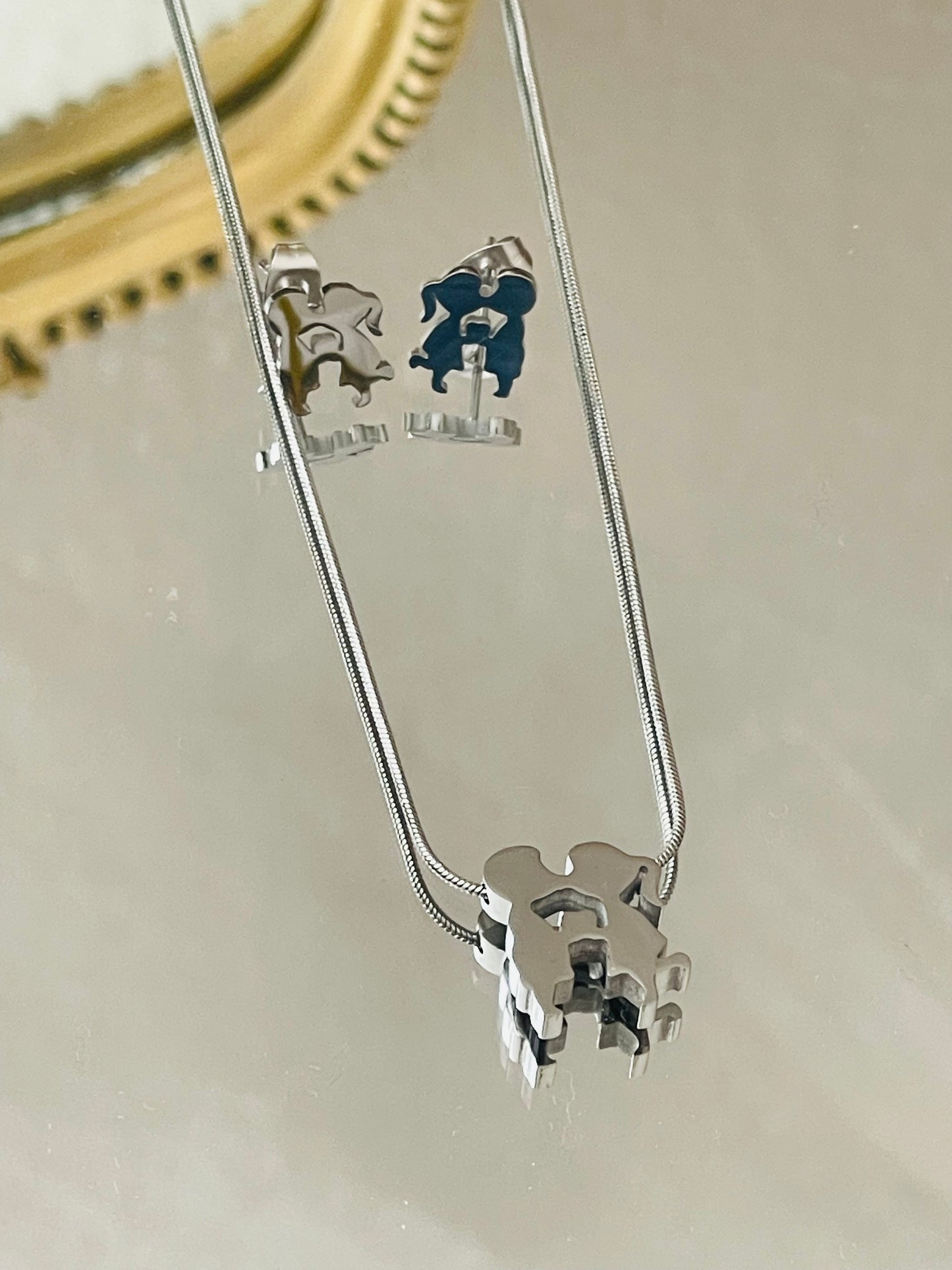 couple kiss set