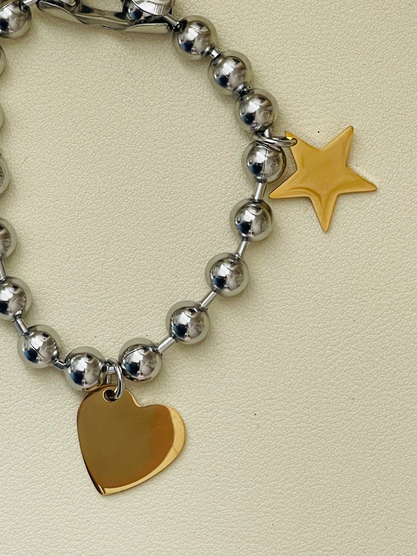 Stars, flowers & heart bracelet