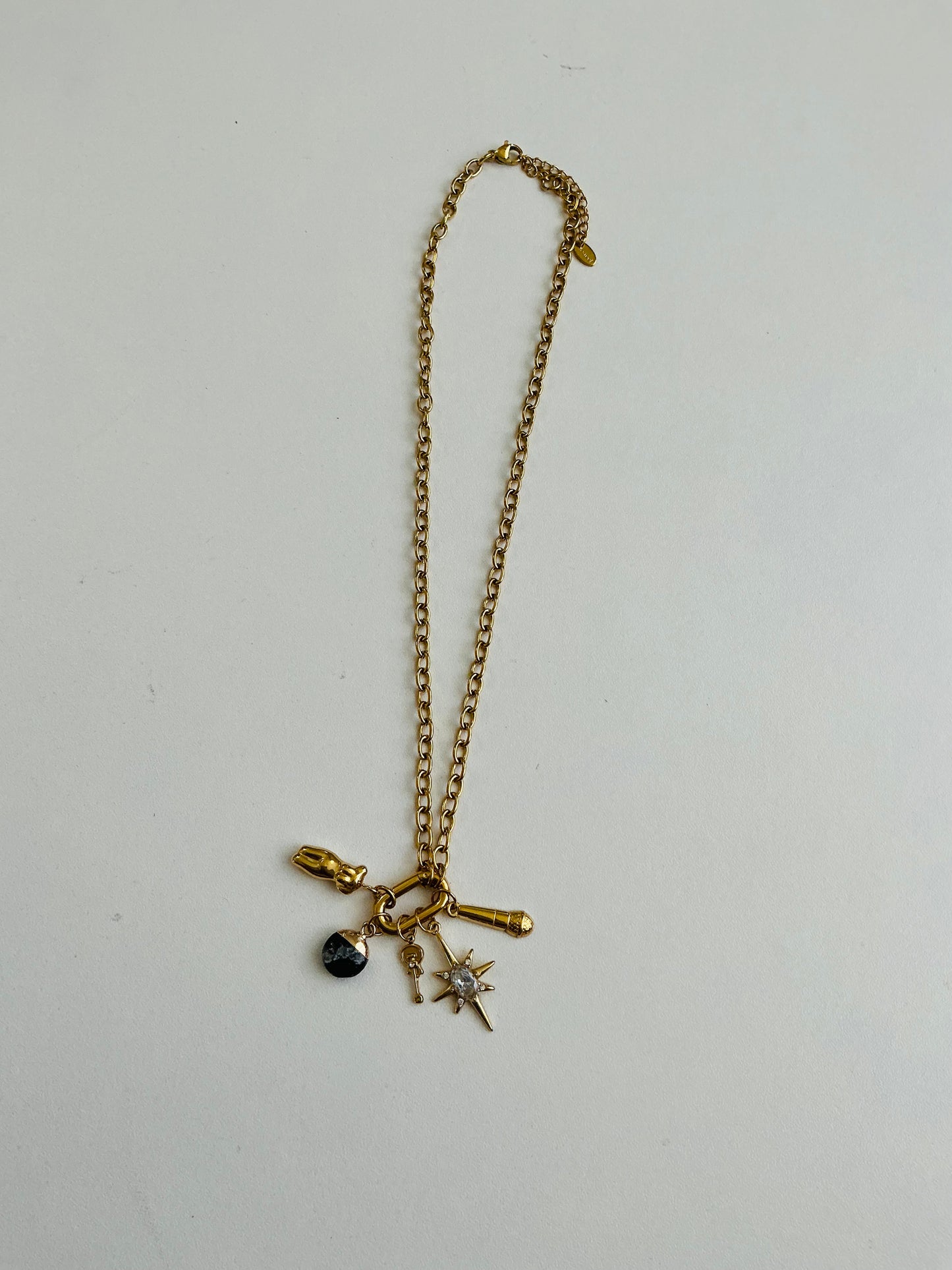 Luz dorada necklace