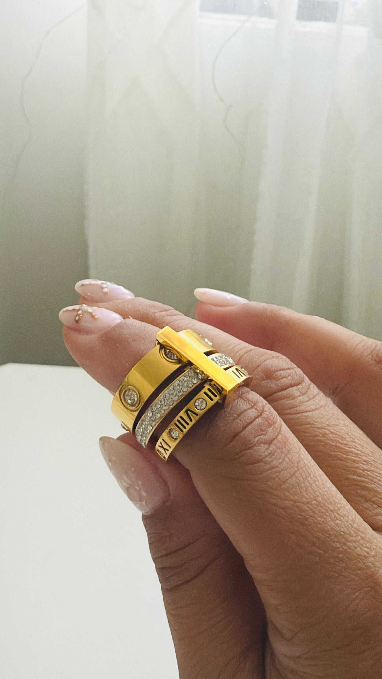 Romanos ring