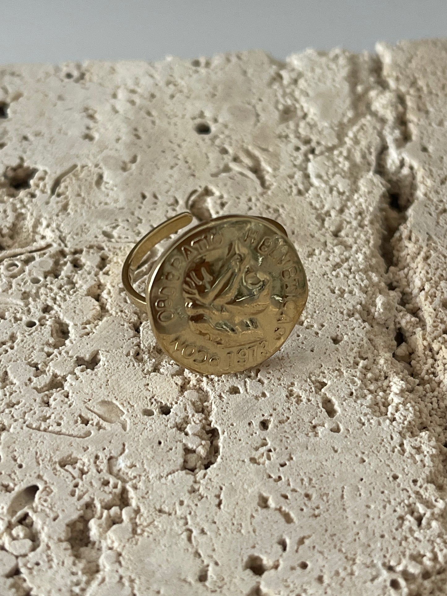 Coin Ring