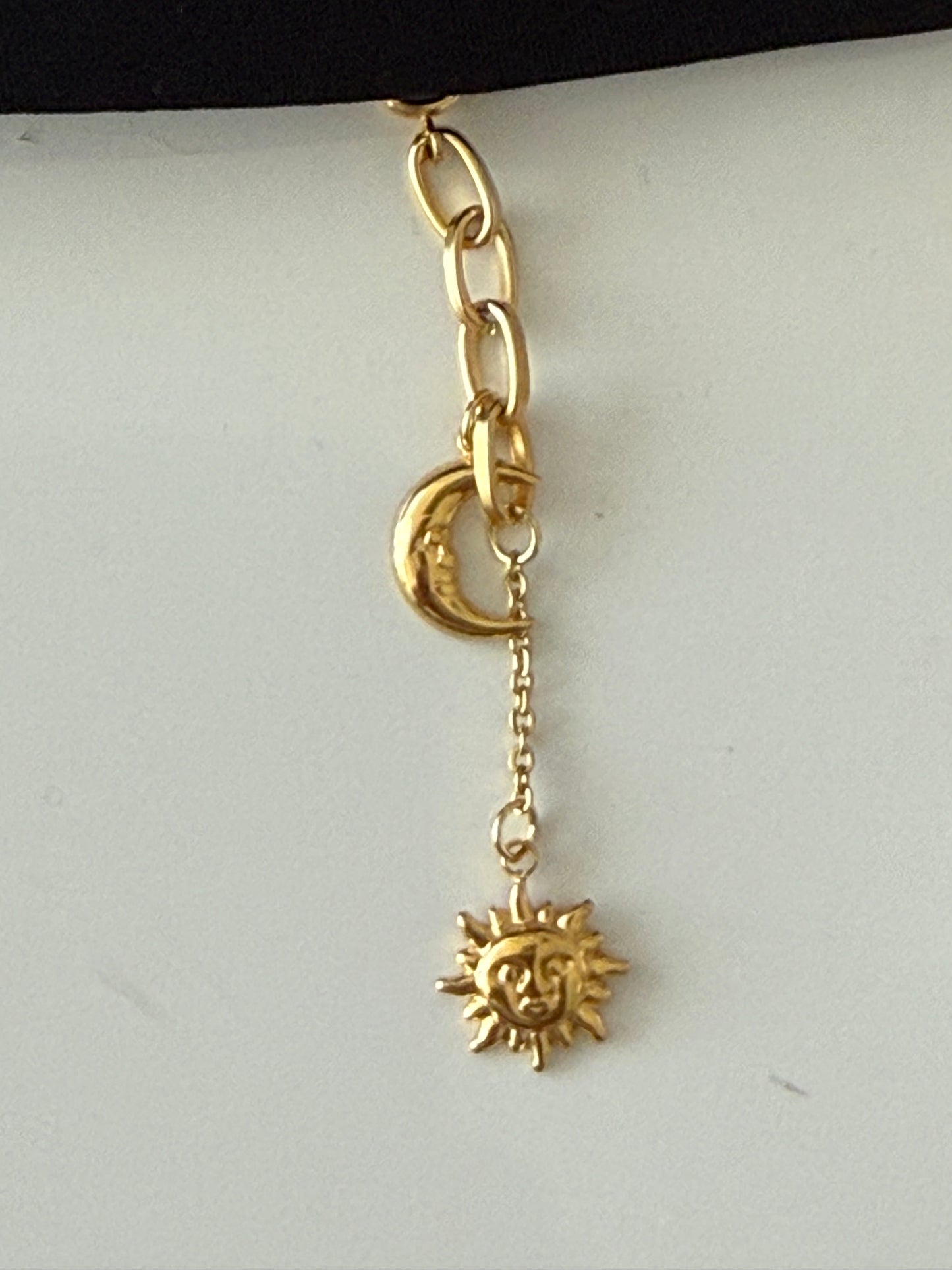Bikini charm’s