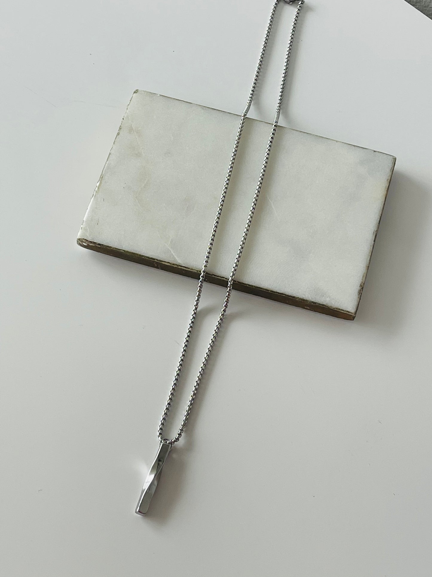 Joe’s Necklace Silver