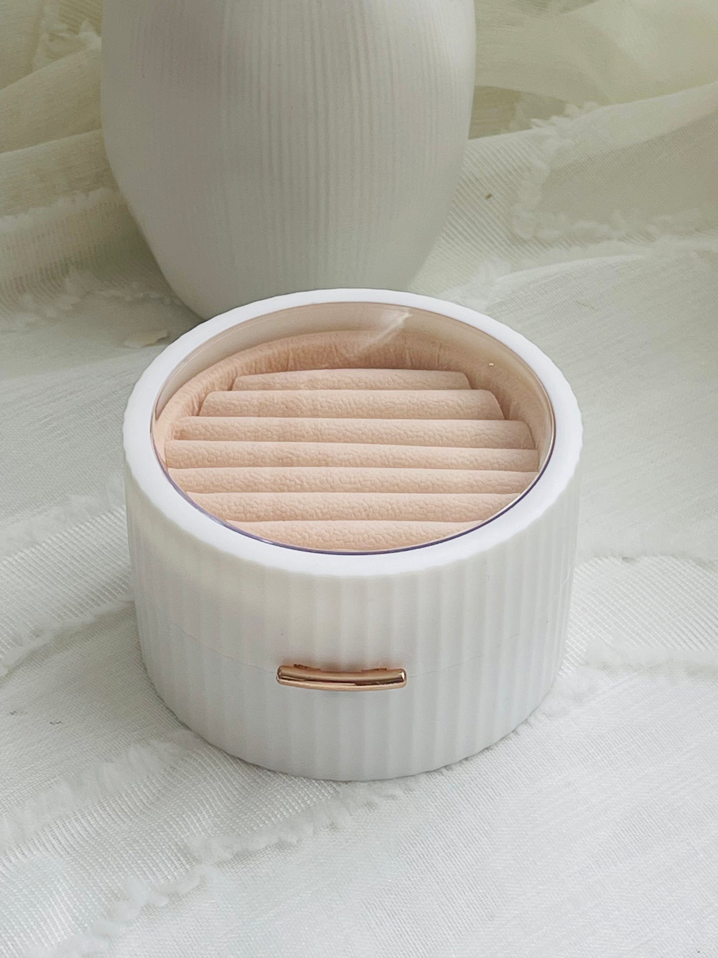 Round jewerly case