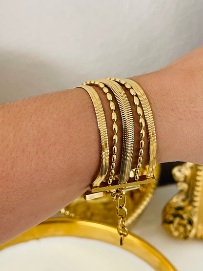 Vega bracelet