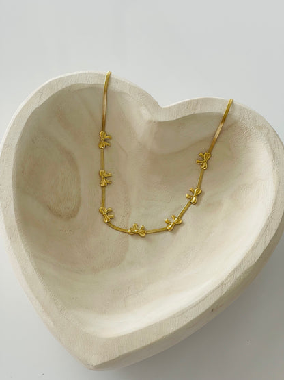Lazo necklace