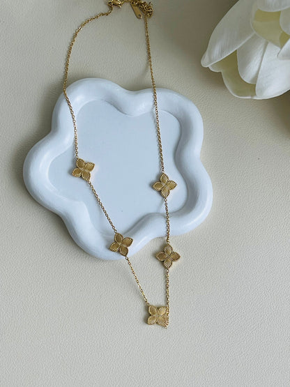Isabella necklace