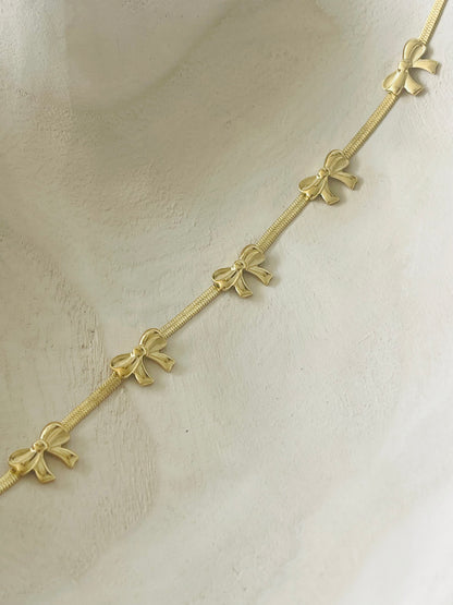 Lazo necklace