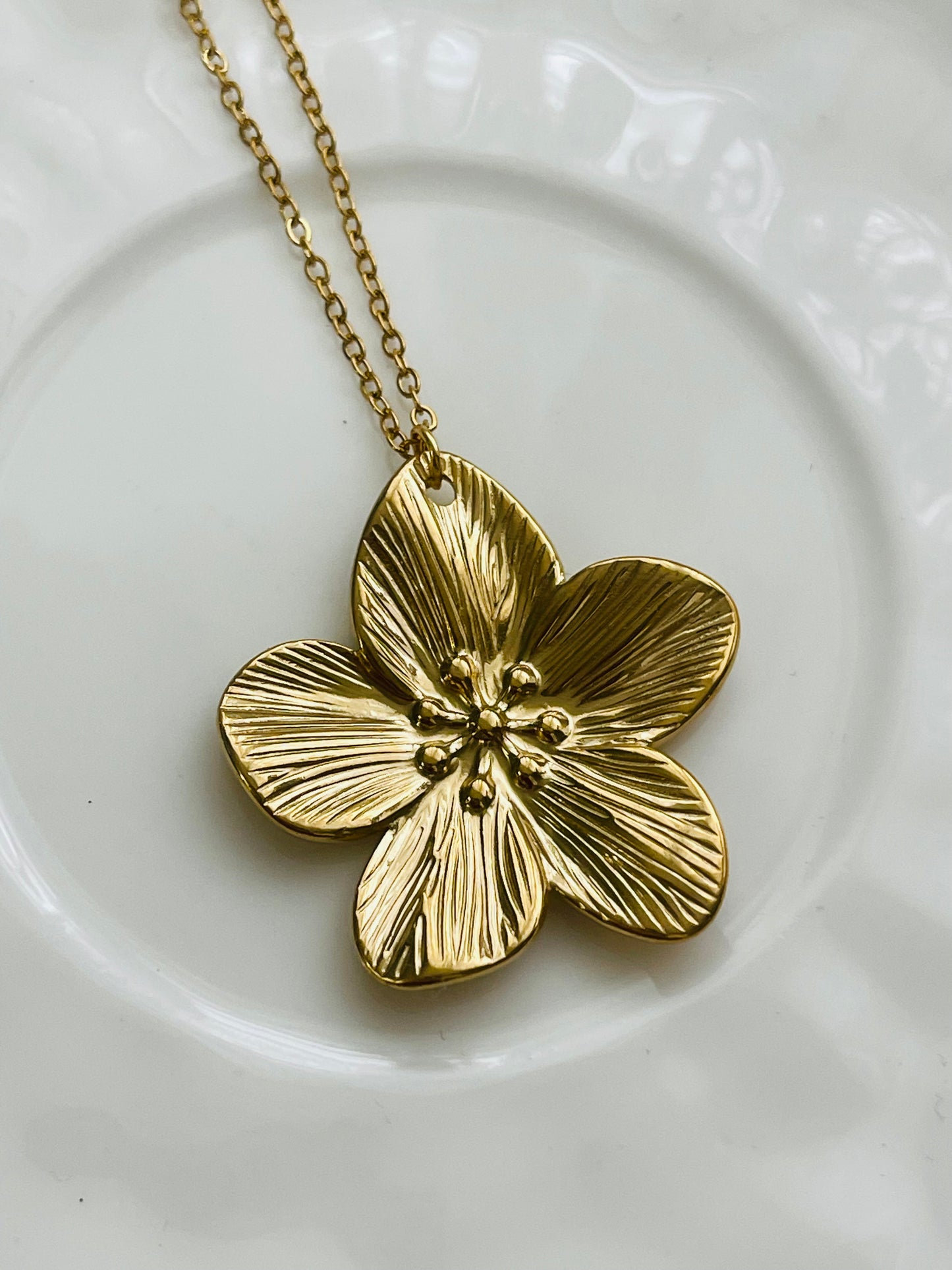 Amapola necklace