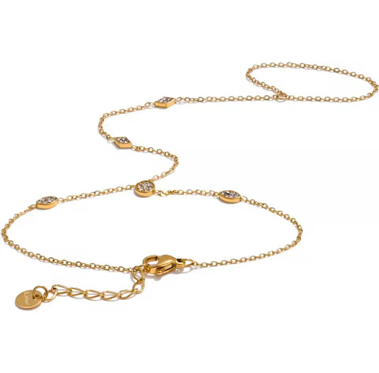 Alissa hand chain