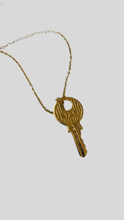 Llave & candado Necklace