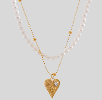 Corazón perlita neckace