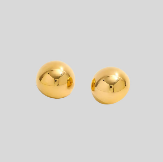Julieta earrings studs