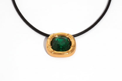 Stone necklace 18k