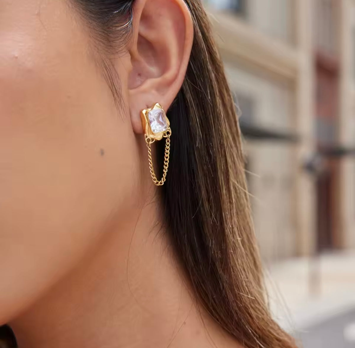Vera chain earrings
