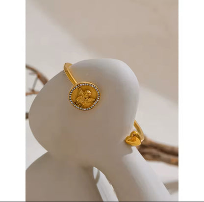 Angel bangle