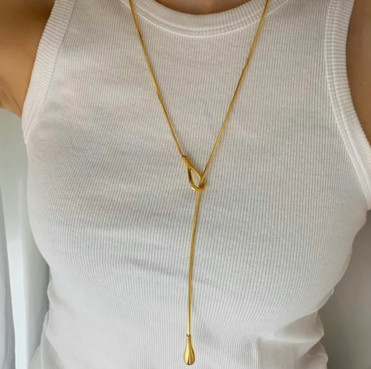 Long drop necklace