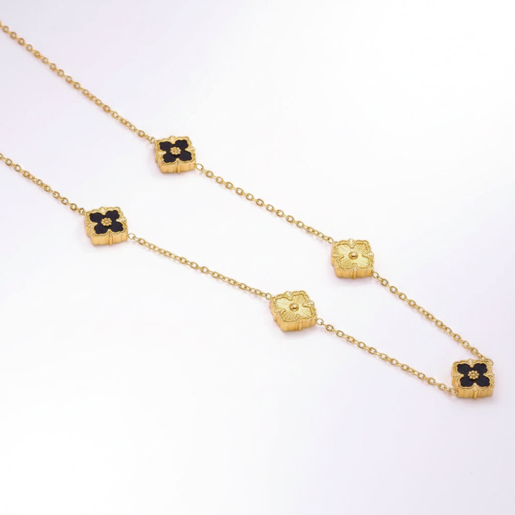 Flowers necklace