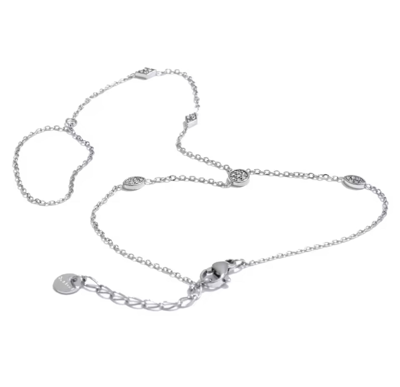 Alissa hand chain