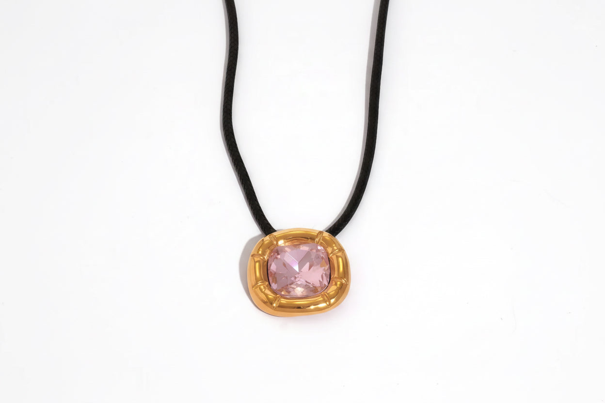 Stone necklace 18k