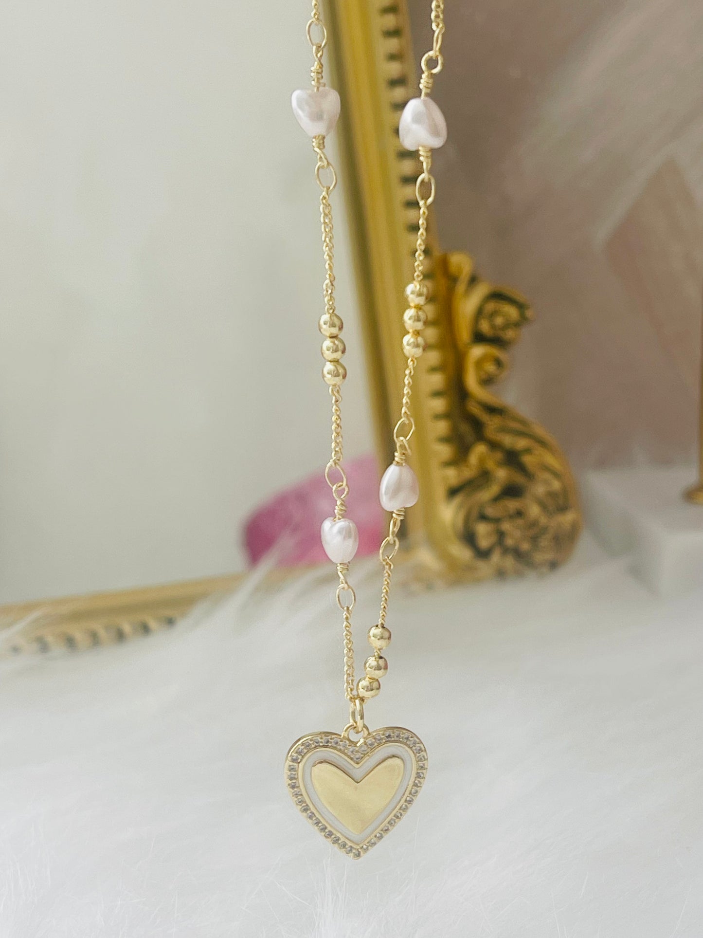 Heart pearl necklace