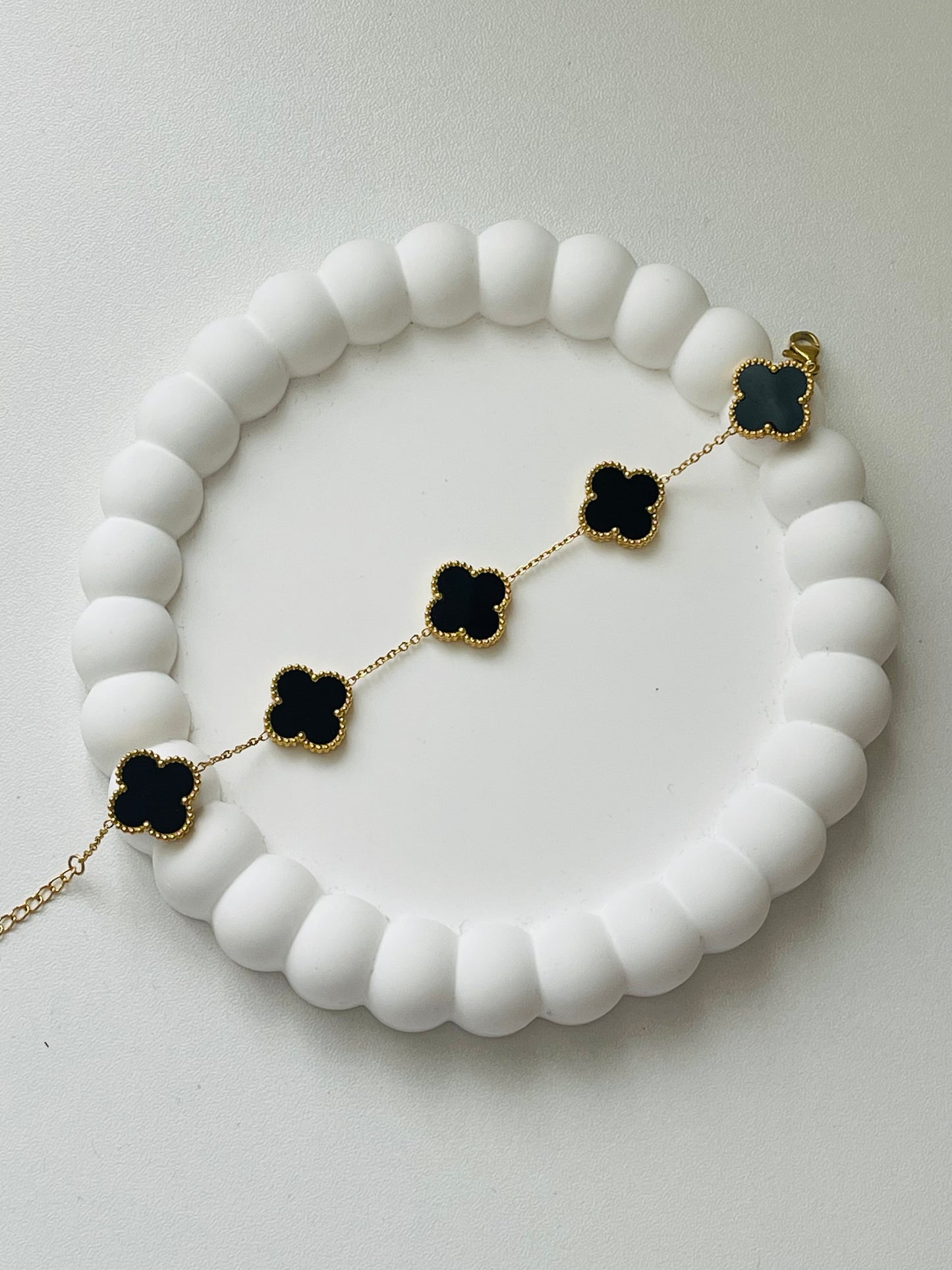 Clover bracelet