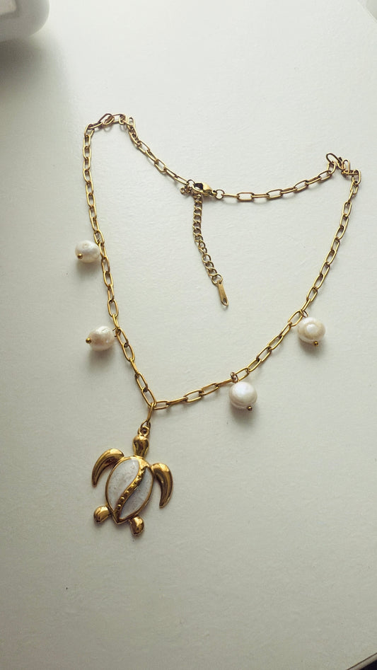 Icacos necklace