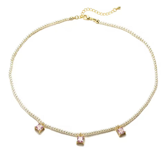 Pearl pink necklace