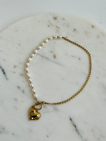 Viviana necklace