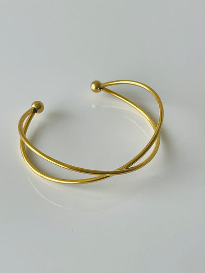 Dilia Necklace & bracelet