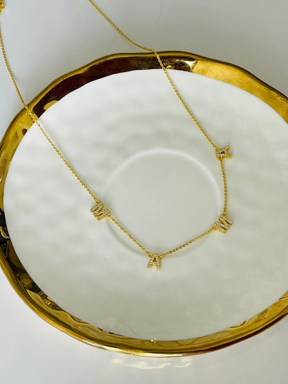 Mama necklace