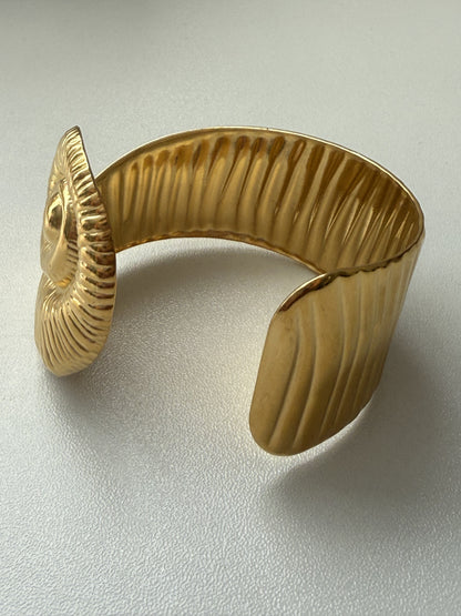 Caracol cuff bangle