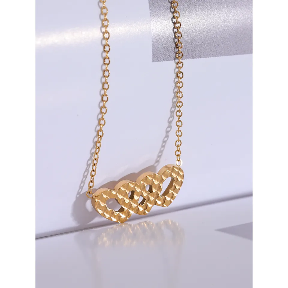 Pretzel 🥨 necklace