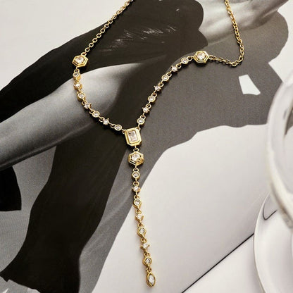 Stephania necklace