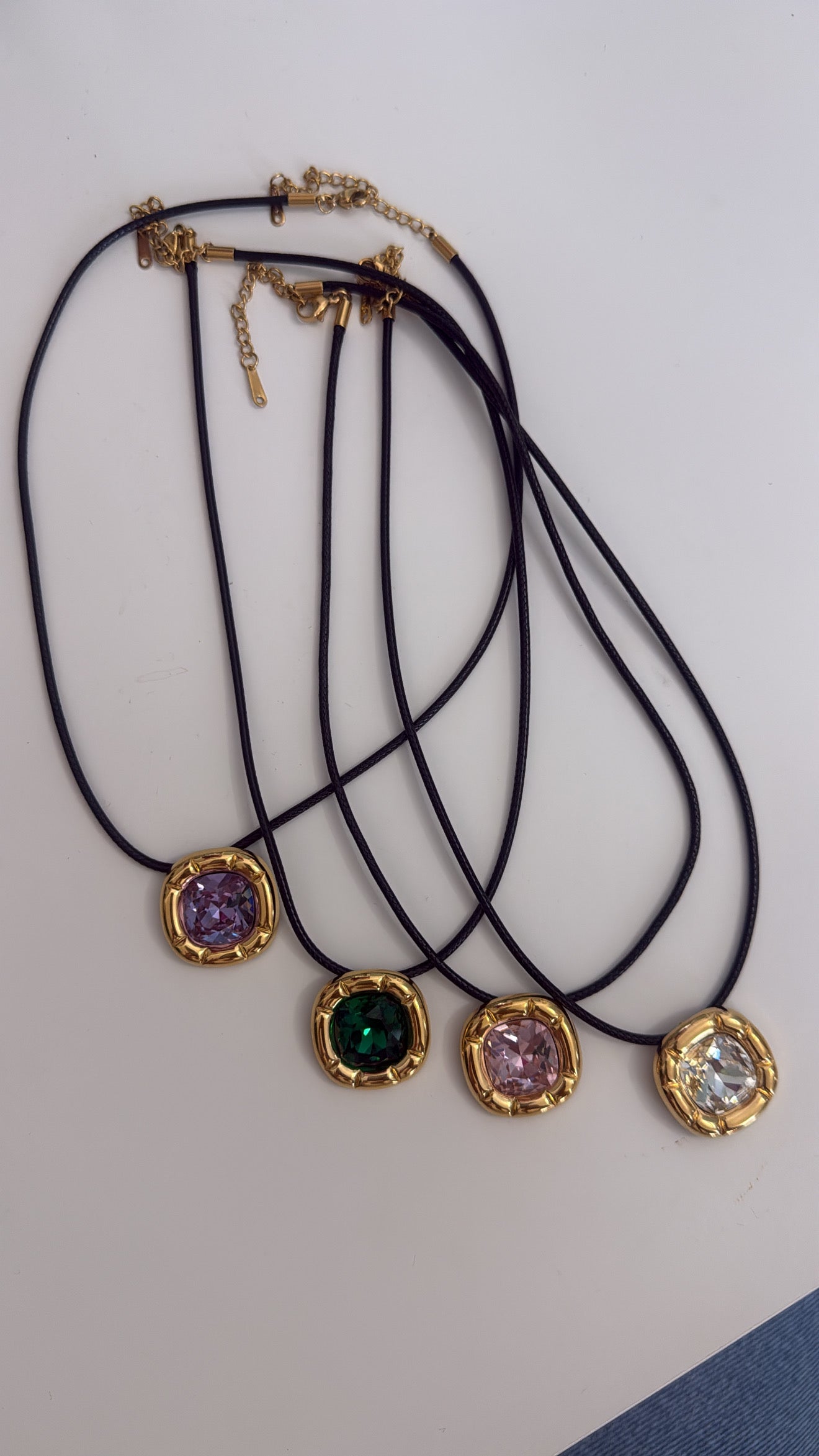 Stone necklace 18k
