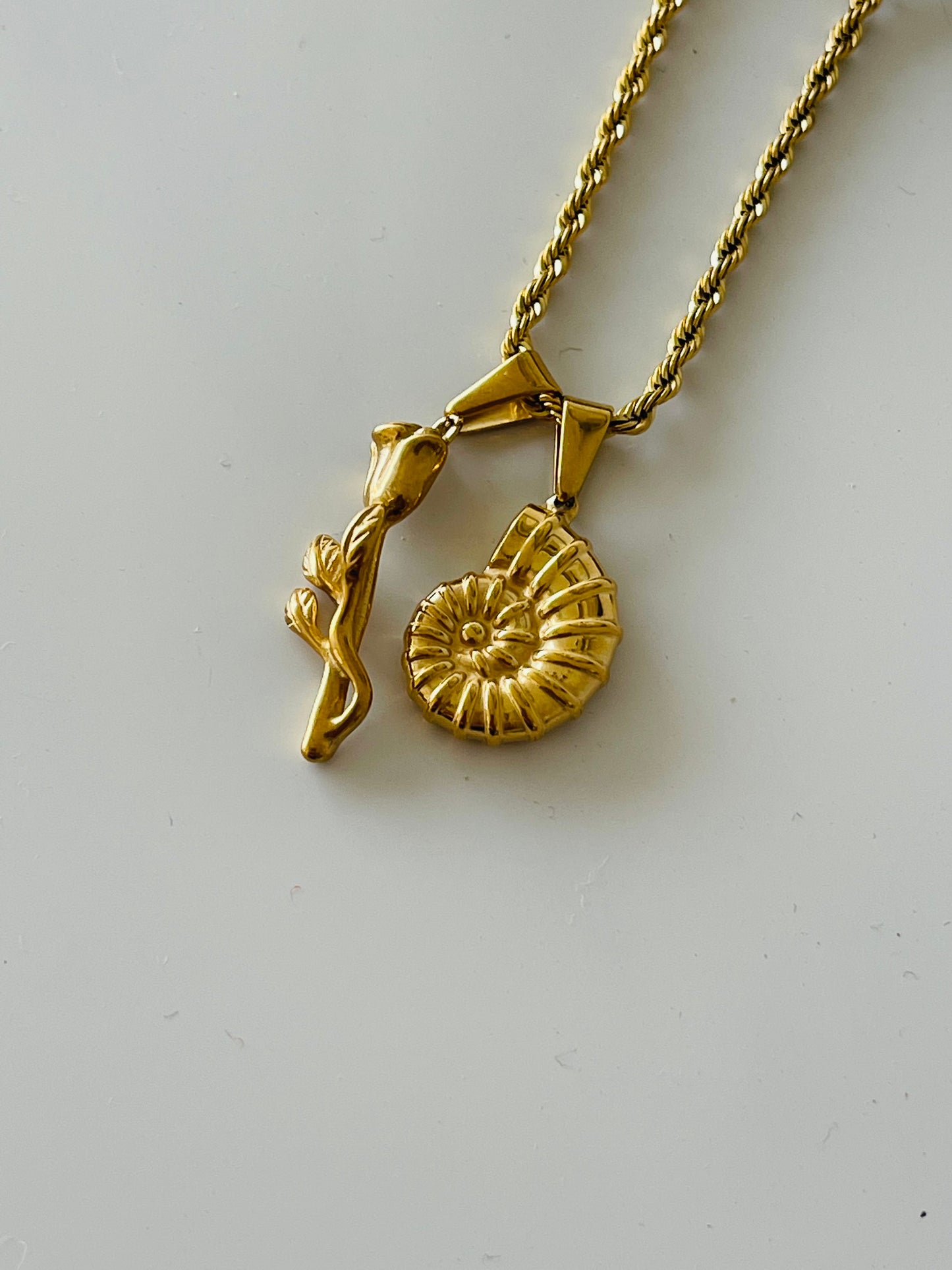 Flor de caracol Necklace
