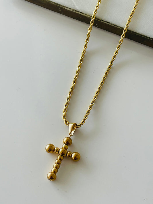 Cruz de oro Necklace