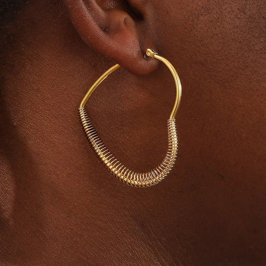 Heart hoops earrings