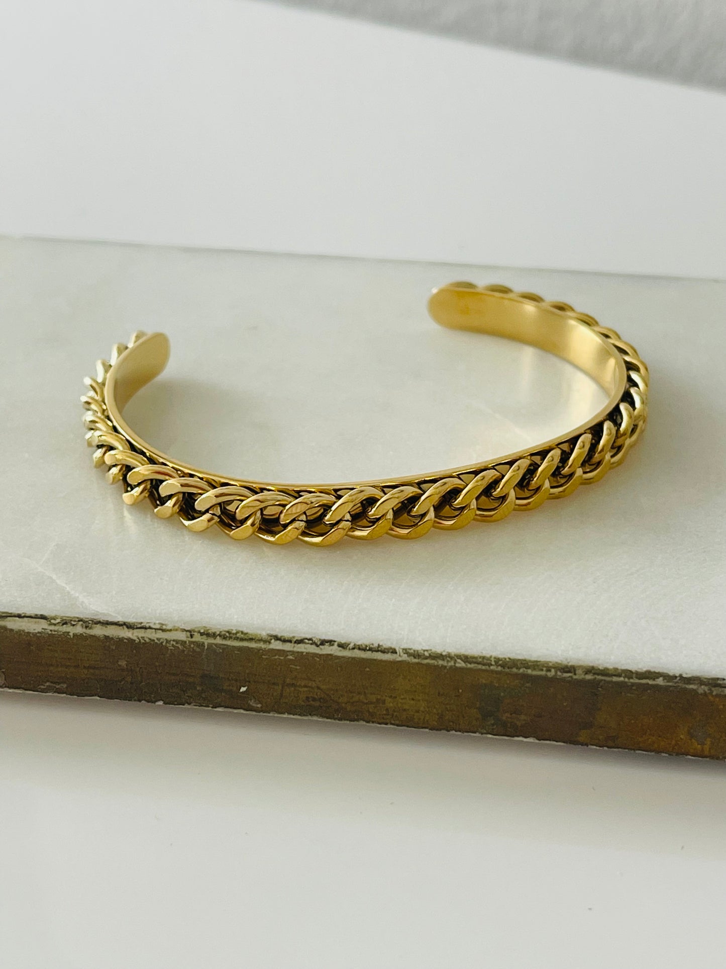 Cubana open bangle gold