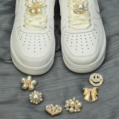 Flower shoe charm