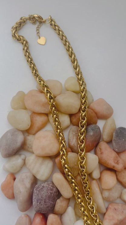 Caroline Necklace