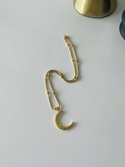 Moon necklace